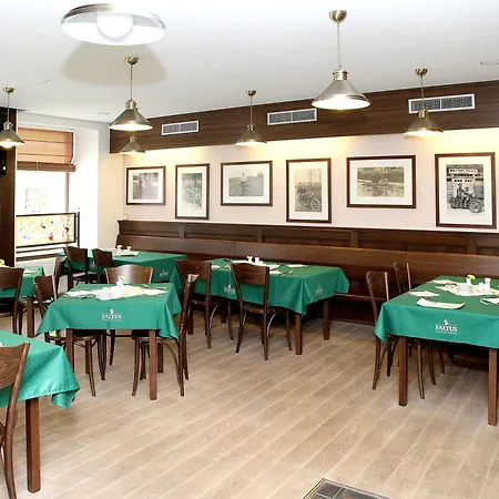 Pivovar A Restaurace Faltus * Ceska Trebova